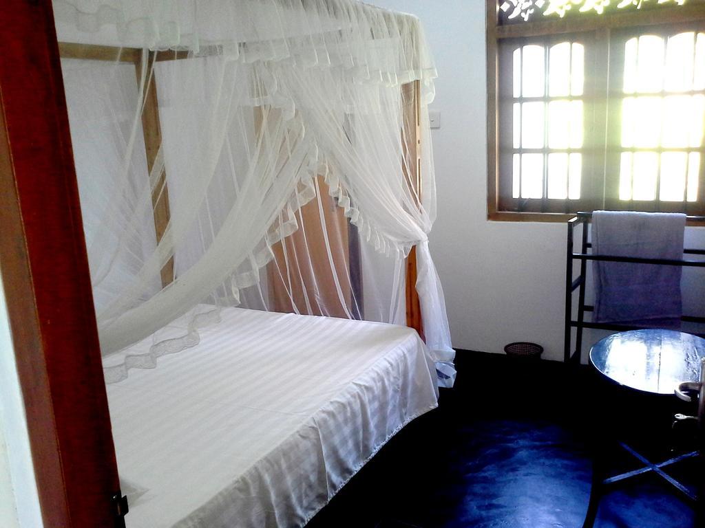 Sunstyle Mirissa Guest House Room photo