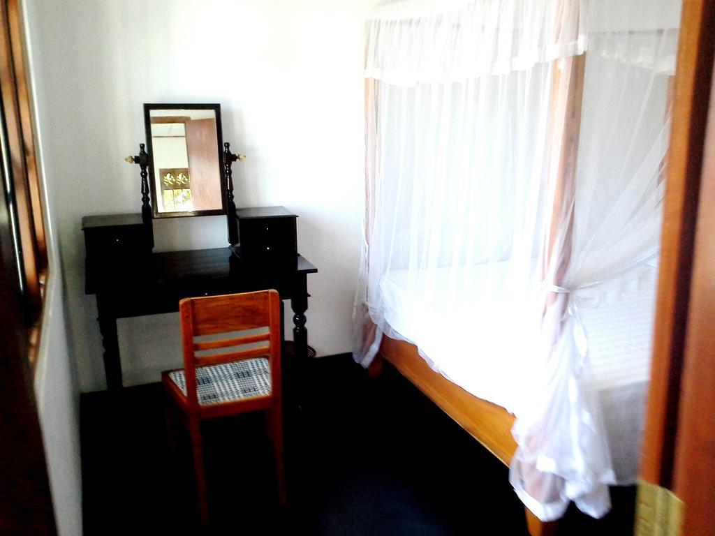 Sunstyle Mirissa Guest House Room photo